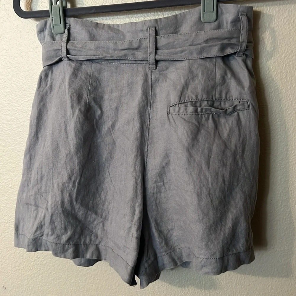 Artisan NY Linen Shorts - Picture 2 of 4